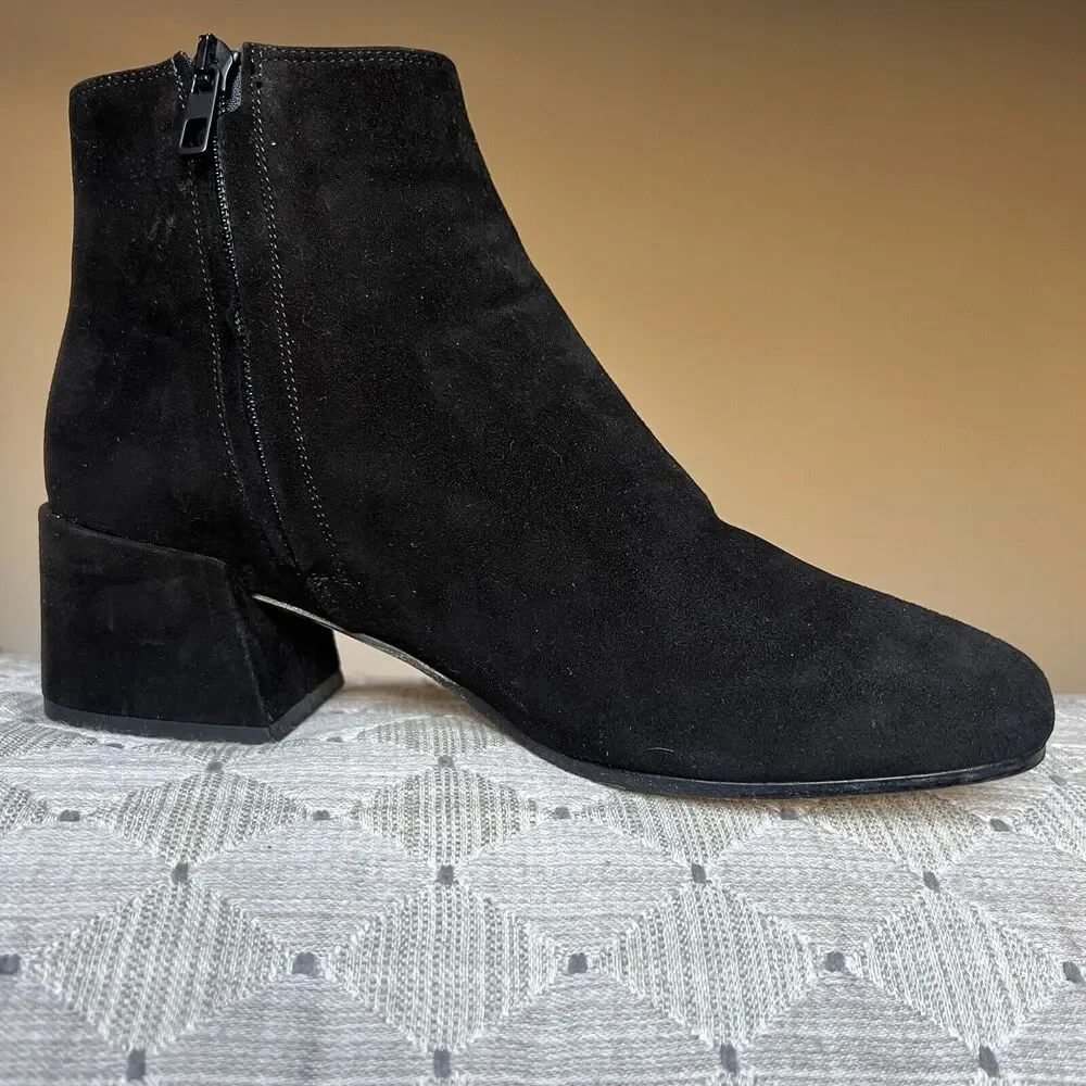 VINCE Black Suede Leather Ankle Boots Women’s 7 M Soft Square‎ Toe Side Zip